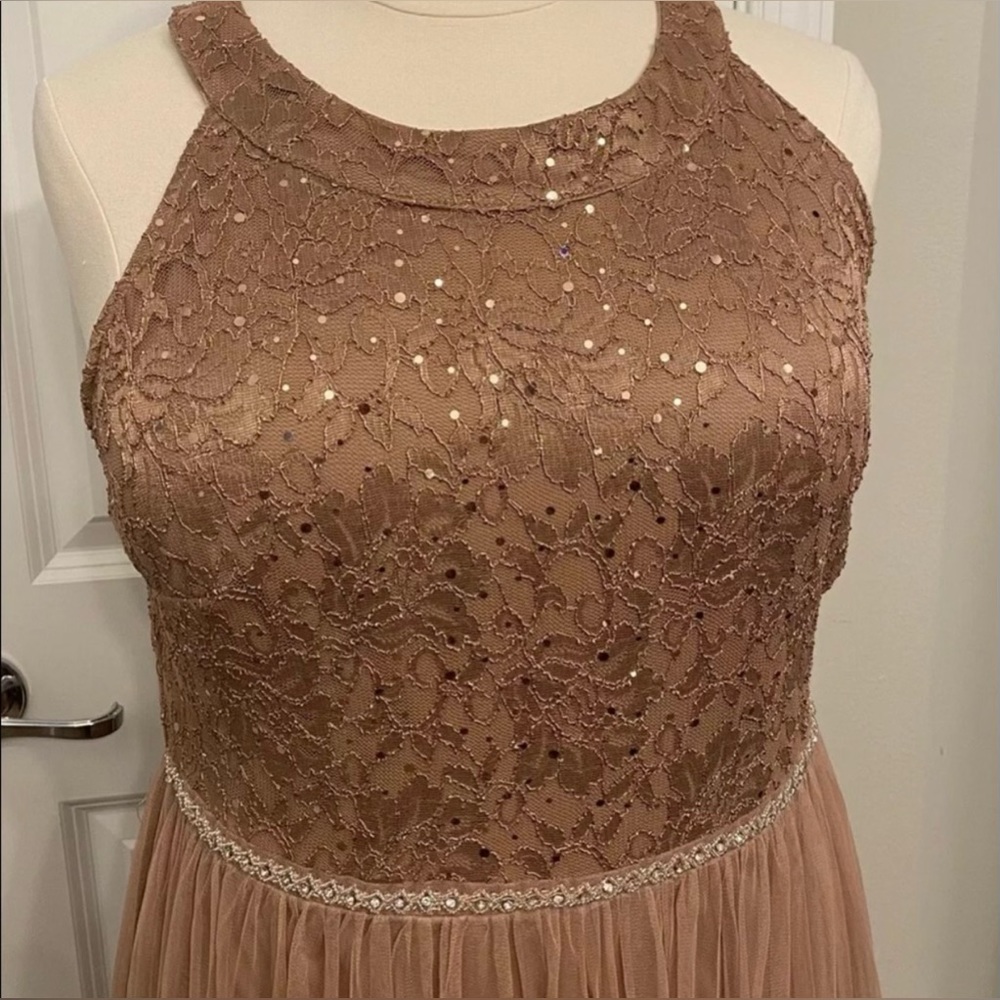 Plus Dress 🩷🤎 - Picture 5 of 11
